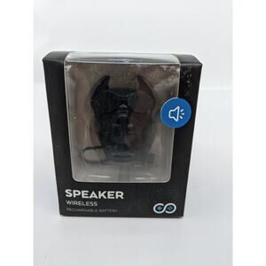 Doberman Dog with Glasses Wirelesss Speakers